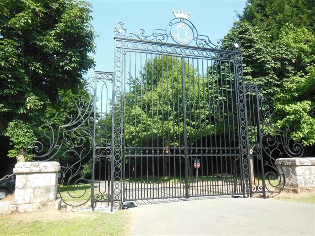 Grille de château, ht 5m50 (22)