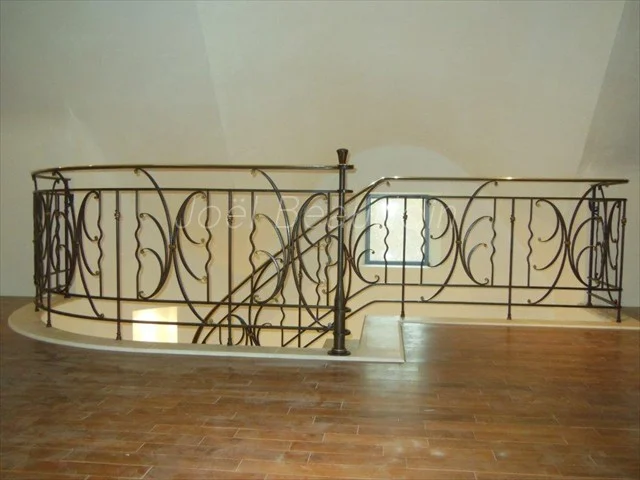 Rampe à motifs répétitifs (44)